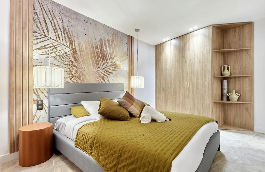 Apartment Batignolle Montmartre By Studio Prestige-1